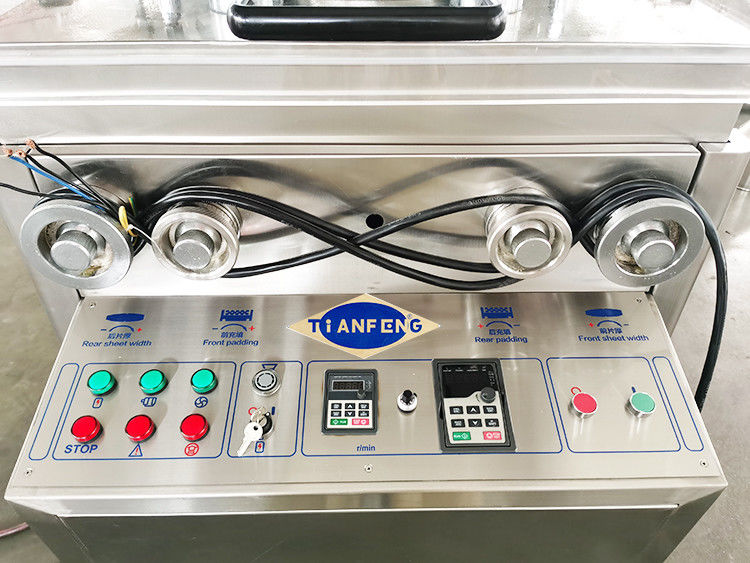 Max. Druck 100KN Drehtablettenpressmaschine für TCCA-Tablettenproduktion