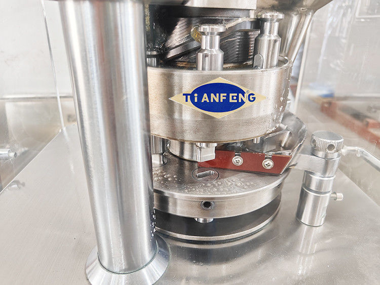 Tablettenherstellung Pharmazeutische Tablettenpresse mit Maximaldruck 60KN und Stromquelle 380V/220V Optional
