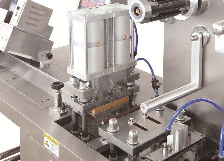 Flaches Blase Alu Alu Alu PVC bedecken Verpackmaschine-Ausrüstung mit Blasen
